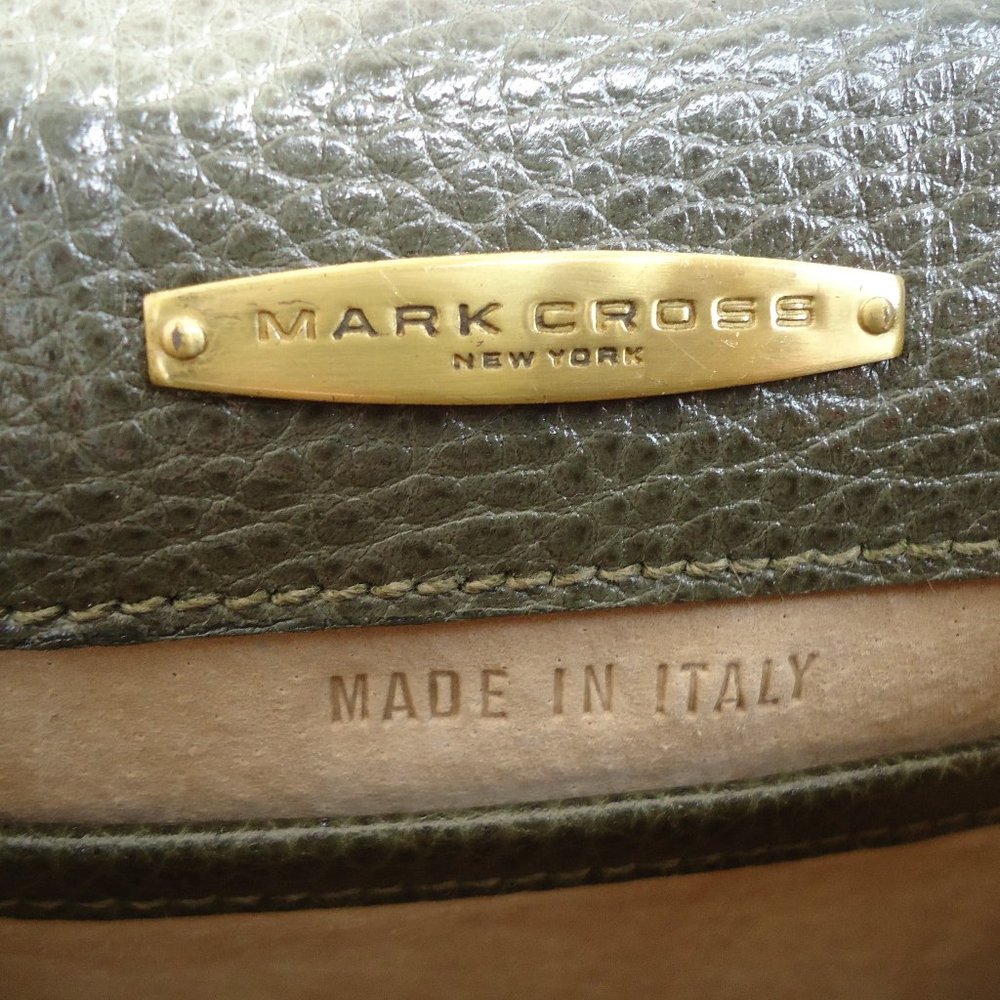 Vintage Mark Cross New York leather bag/purse. - Picture 10 of 16